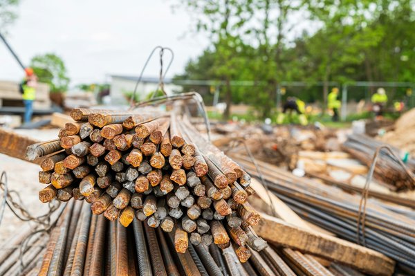 Produits en barre acier : qualité et options variées